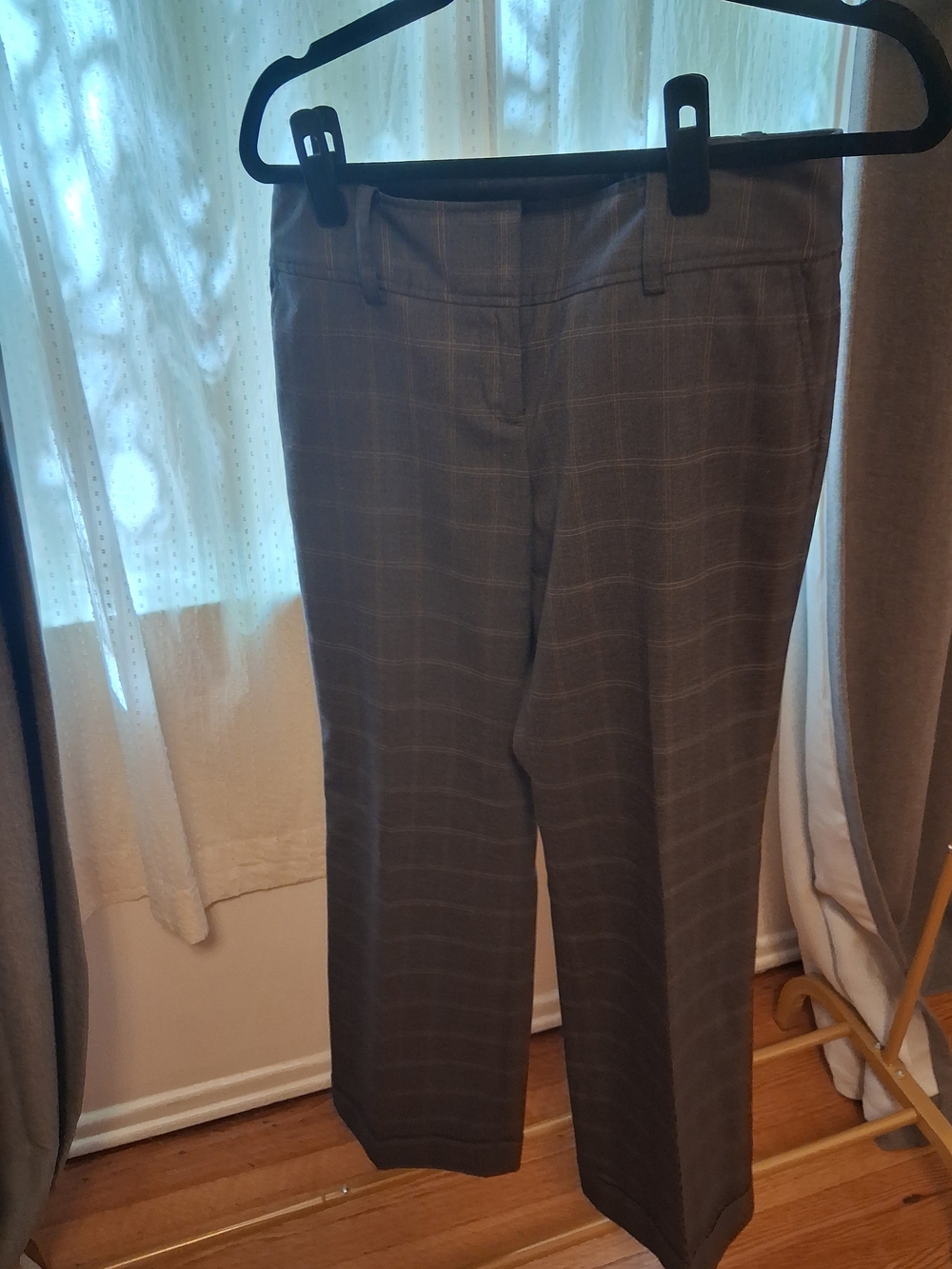 Ann Taylor Gray Plaid Straight-Leg Dress Pants Size 6P